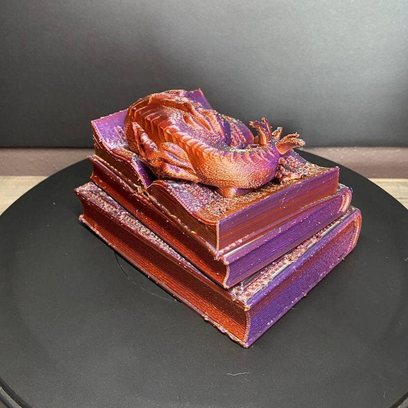 Crown Dice Vault  | Fates End | 3D Printed | Fantasy | DnD | RPG | Roleplay Gaming | Gaming Gear