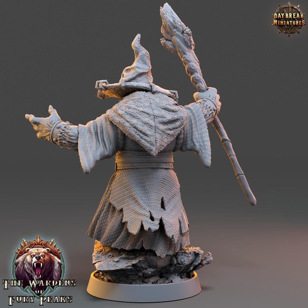 Pendelius Icer | Daybreak Miniatures | Wardens of Fury Peaks | RESIN | Fantasy | Horror | Wargaming | RPG | DnD | Gaming Miniature | Ursine